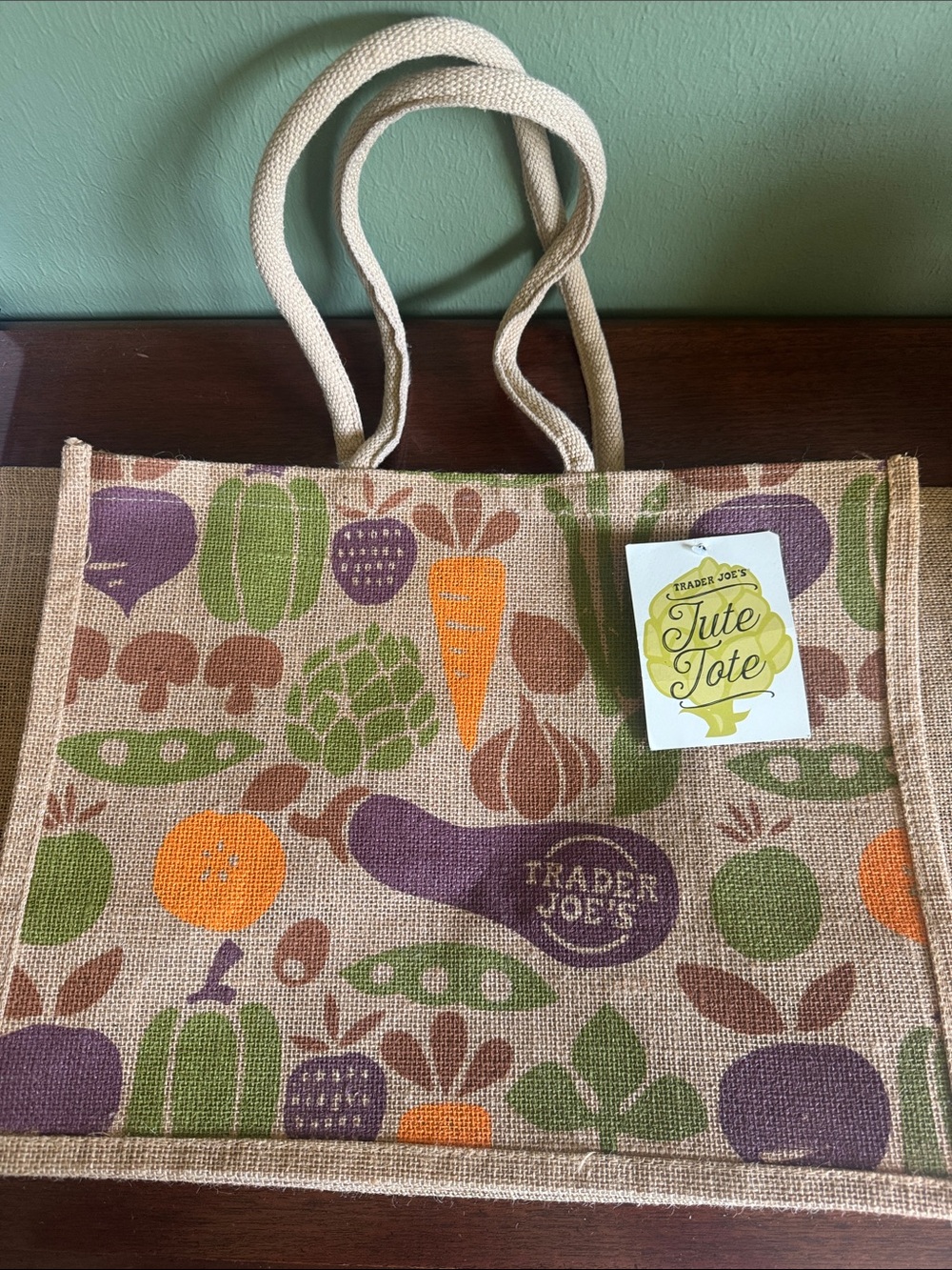 Trader Joe’s Jute Burlap Tote Bag Vegetables NWT Shopping
